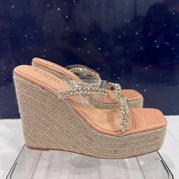 Simmi Wedges - Picture 3 of 3